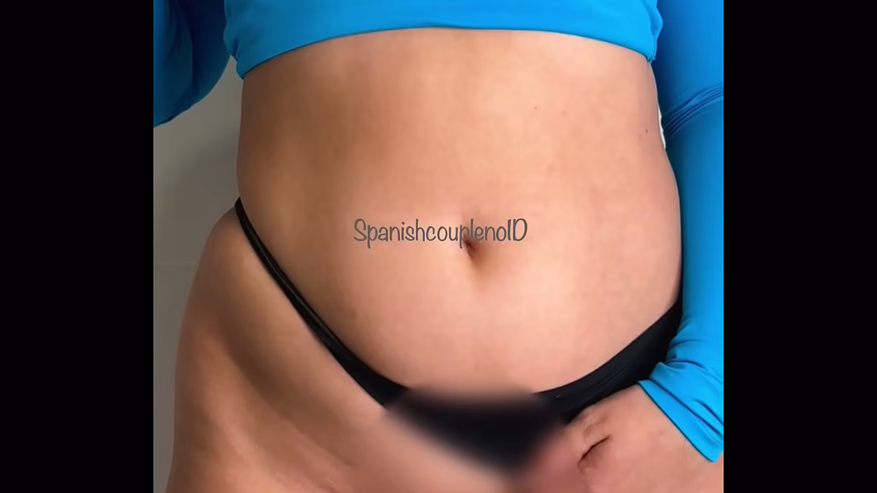 GODDESS BABE PISSES ON YOUR FACE