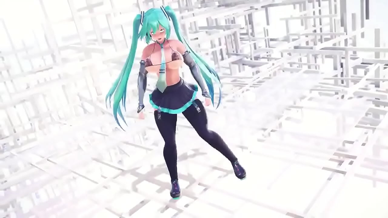 Miku keeps dancing for everyone!