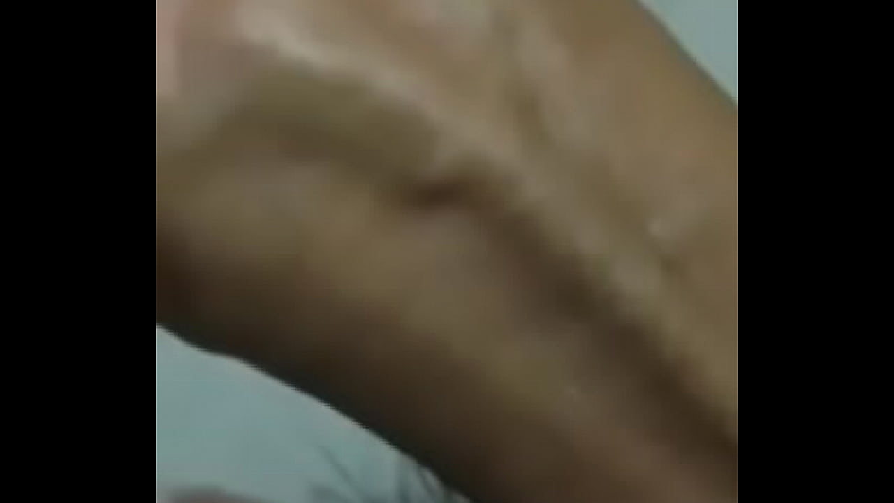 Mi gran pene quiere una gran mamada y una buena conchita