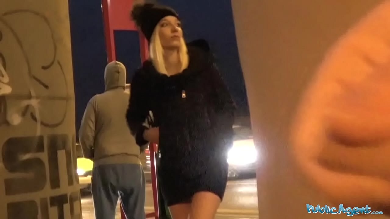 Public Agent Amateur blonde having outdoor sex for money