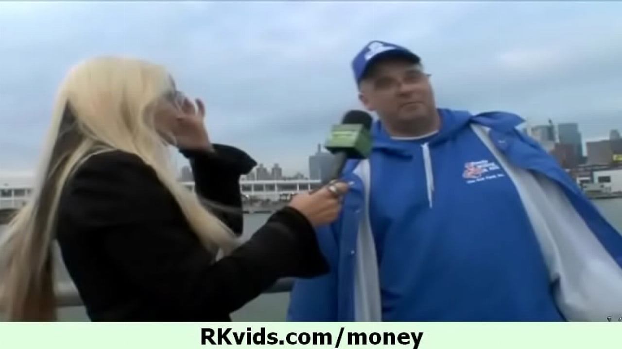 Money talked to that this hot babe 3