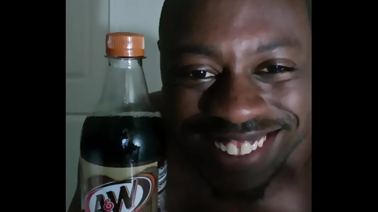 Who wants some caffeine free rootbeer soda beverage with rootbeer flavored anus for free 2