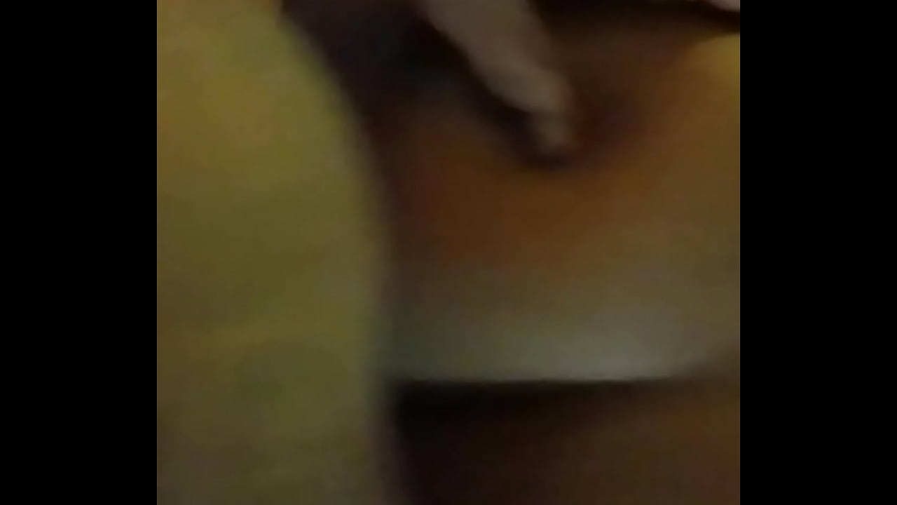 Put the pound game on her