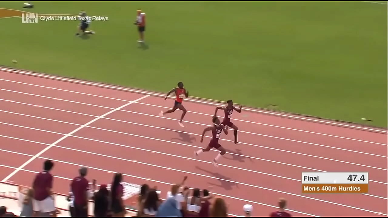 TAMU Hurdlers clap the competition cheeks