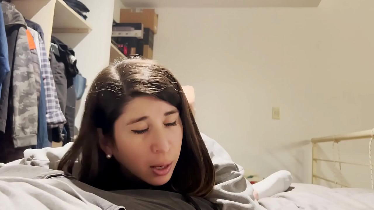 Prometida CONFIEZA que te ENGA&Ntilde;&Oacute; en una FIESTA y te hace SENTIR el AROMA a LECHE de su ALIENTO