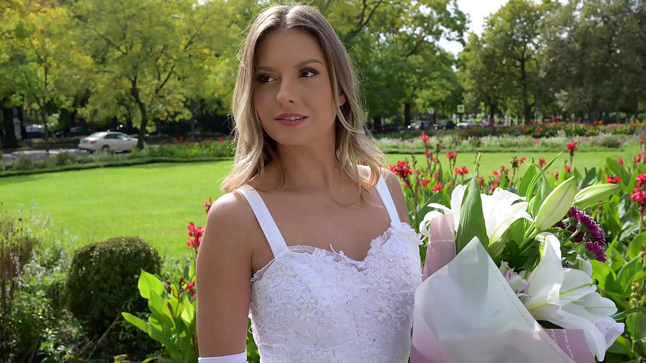 Bride To Be Rebecca Volpetti Enjoys Anal Fucking From Hung Photographer's Assistant (Promo)