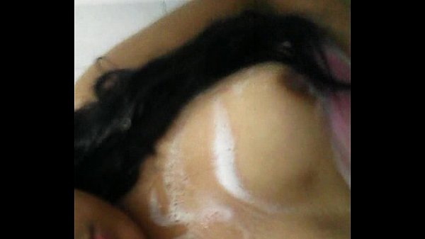 puta ba&ntilde;andose 2