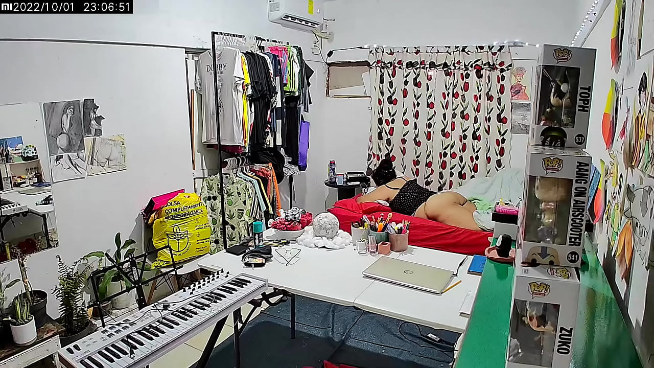 Se filtra pack de maestra de musica de la escuela de la colonia