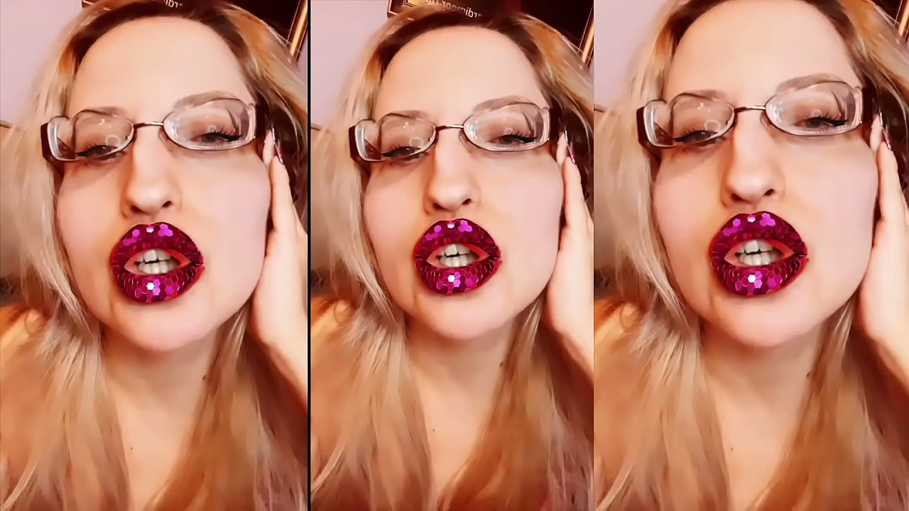 Addicted to Your Wallet and Crazy for Me! For ASMR Effect listen in headphones!