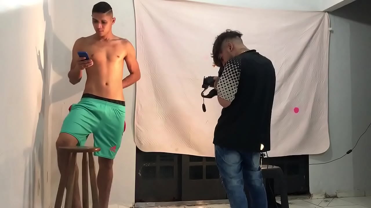 Novinho hetero aqui ??