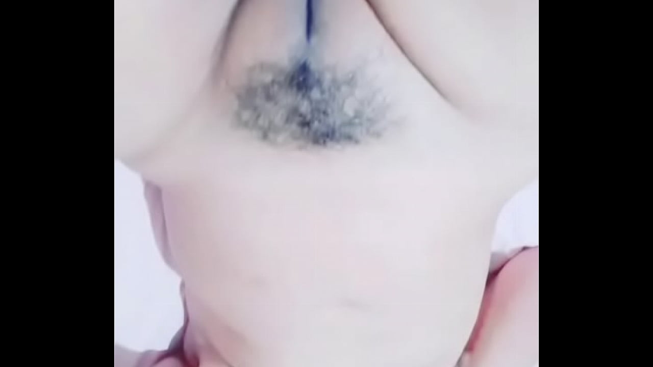 Mi novia se graba desnuda