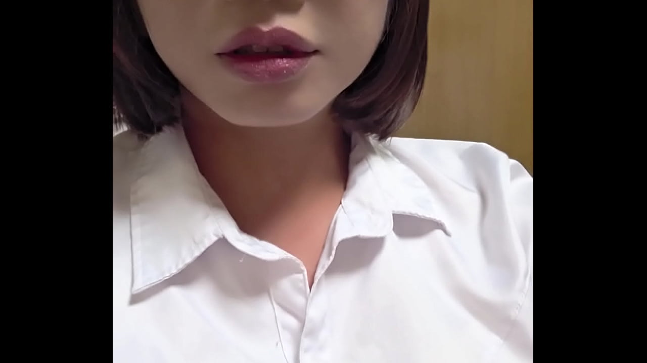 伪娘婷萱 办公室女郎户外尿尿