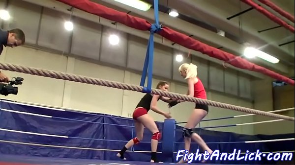 Lesbian eurodyke fingered by her opponent