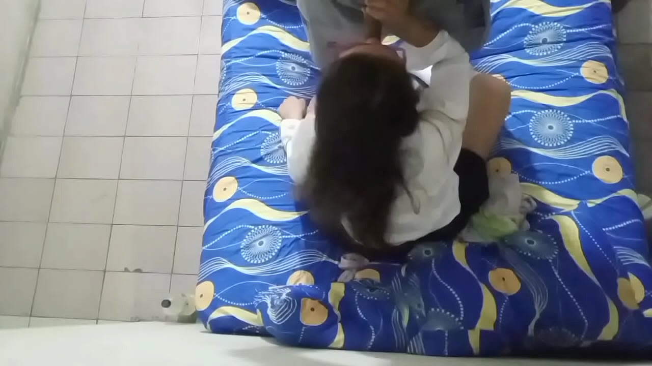 COLEGIADA de Ciudad de M&eacute;xico fue invitada a la casa de su PROFESOR y lo sedujo para que terminara acostadose con ella