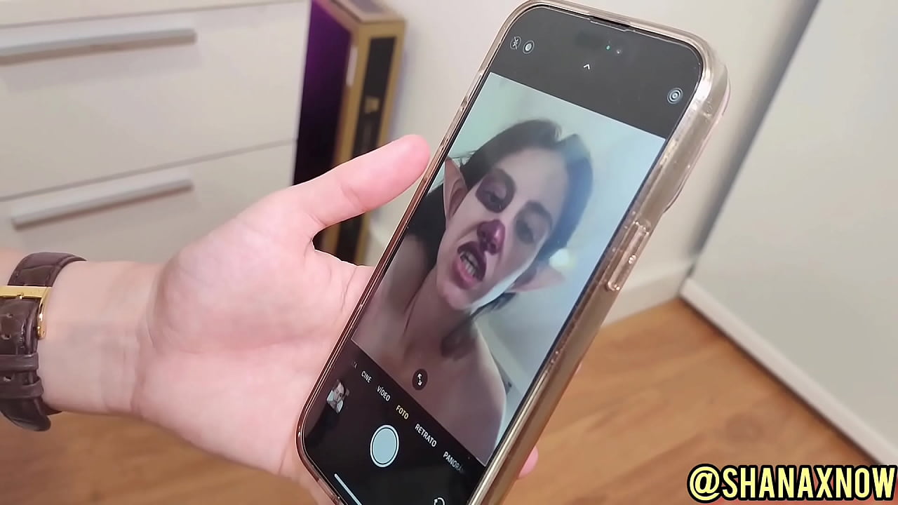 BODY TRANSFORMED INTO A HORNY WEREWOLF WOMAN FANTASIES FEET