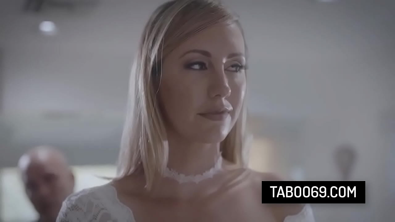 Sexy milf secretary gets fucked from behind by her boss in the office