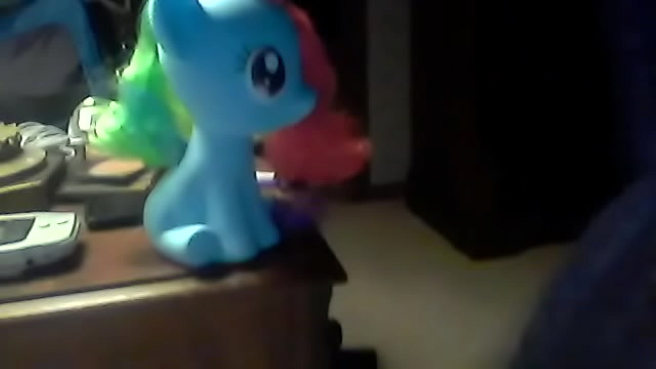 pony tail pony face dick slap boy