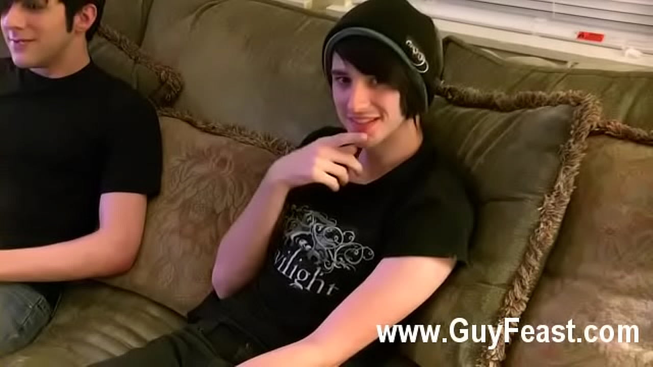 Hot gay sex Aron met William at a club and was convinced to discharge