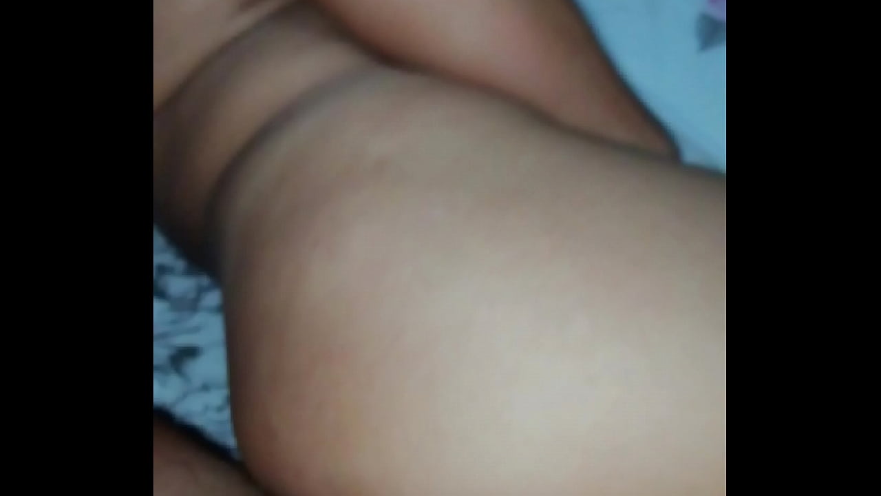 Me pidi&oacute; que me la corra en su culito