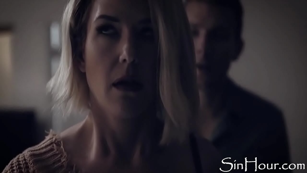 StepMom's Helping Hands - Kit Mercer