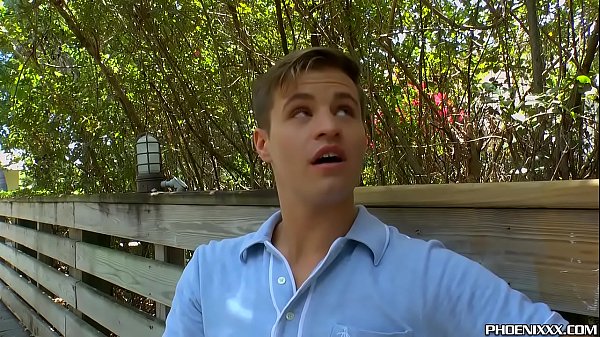 Muscle stud ass fucks his naughty friend