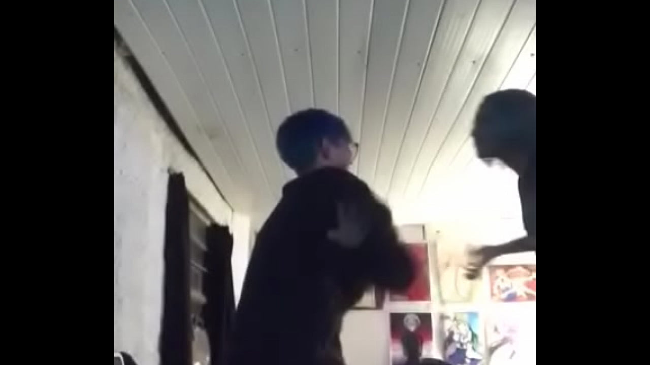 tra tra tra harry quiere que le den por detra