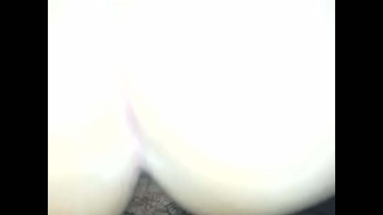 Follandole el co&ntilde;o a una amiga