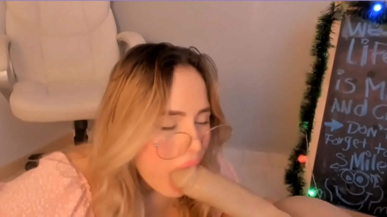 camila en la aparte dos