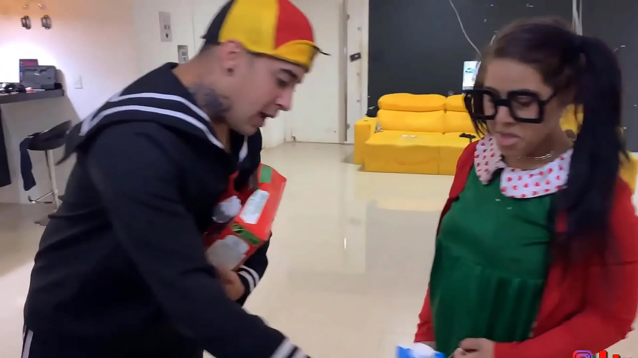 parodia , Kiko e Chika se lambusando de doces e travessuras