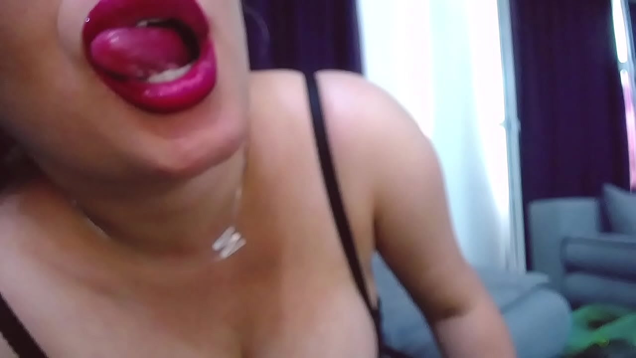 spicy sharron hot red lips