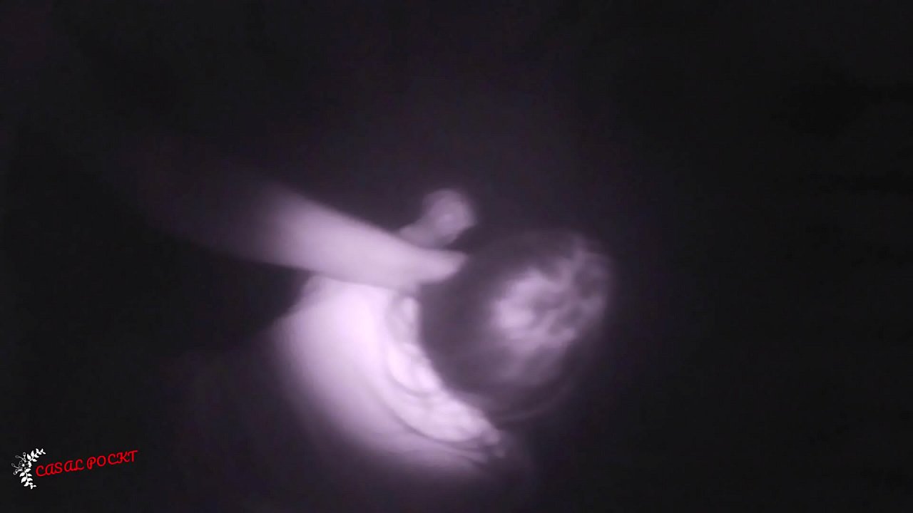 PRIMEIRA VEZ NO GLORY HOLE