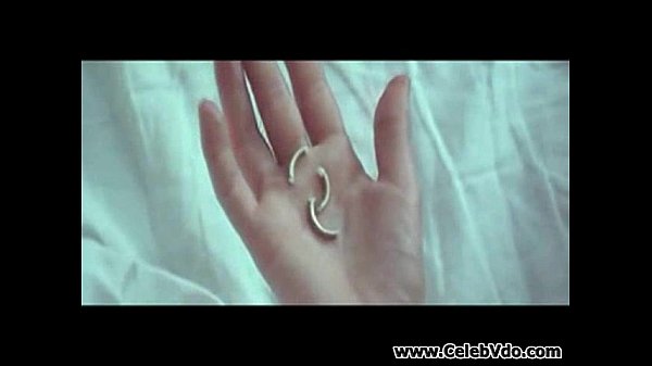 Victorial Abril Takes it on