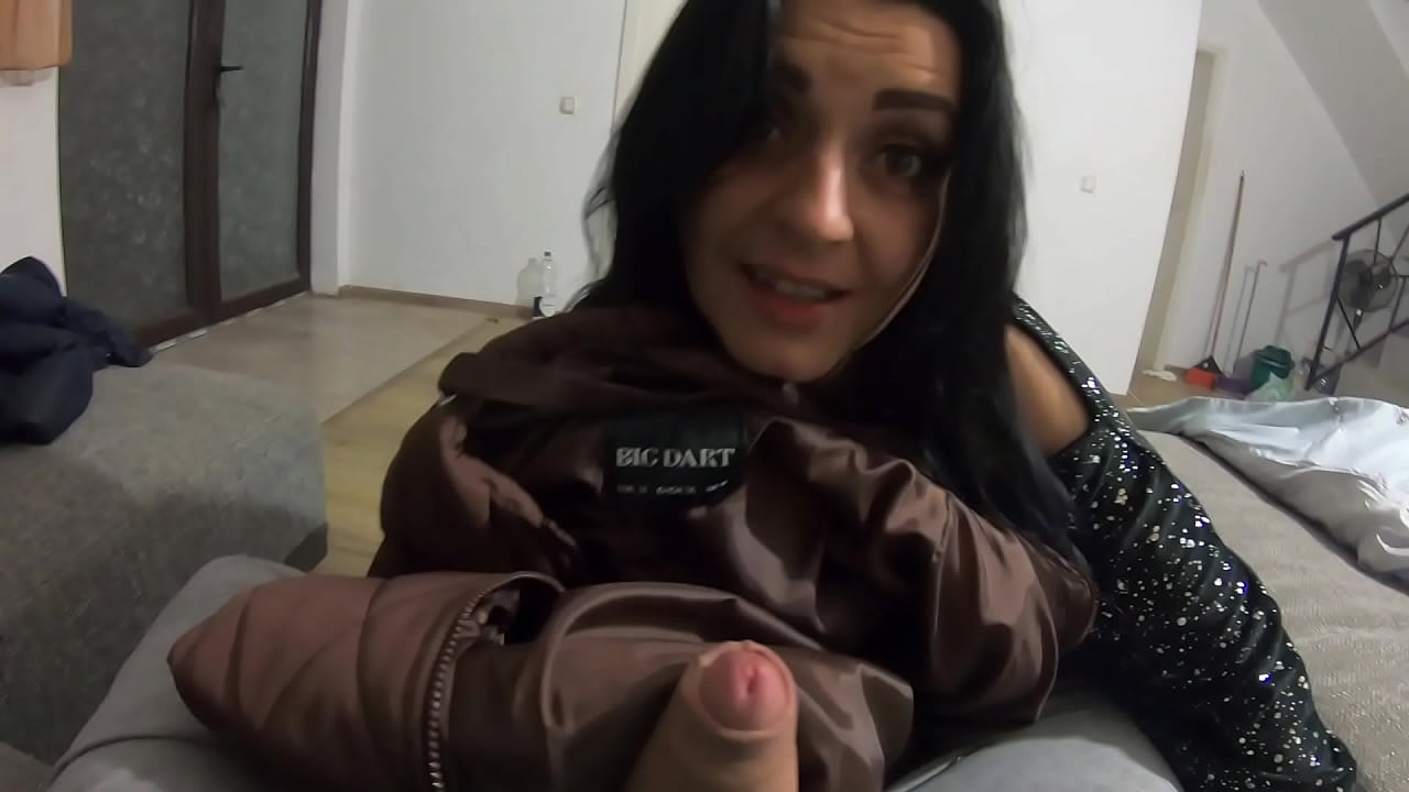 Preview- MilfyCalla- A hot pantyhose cheating-wife play with a cock and have cumshots on her downjackets 225