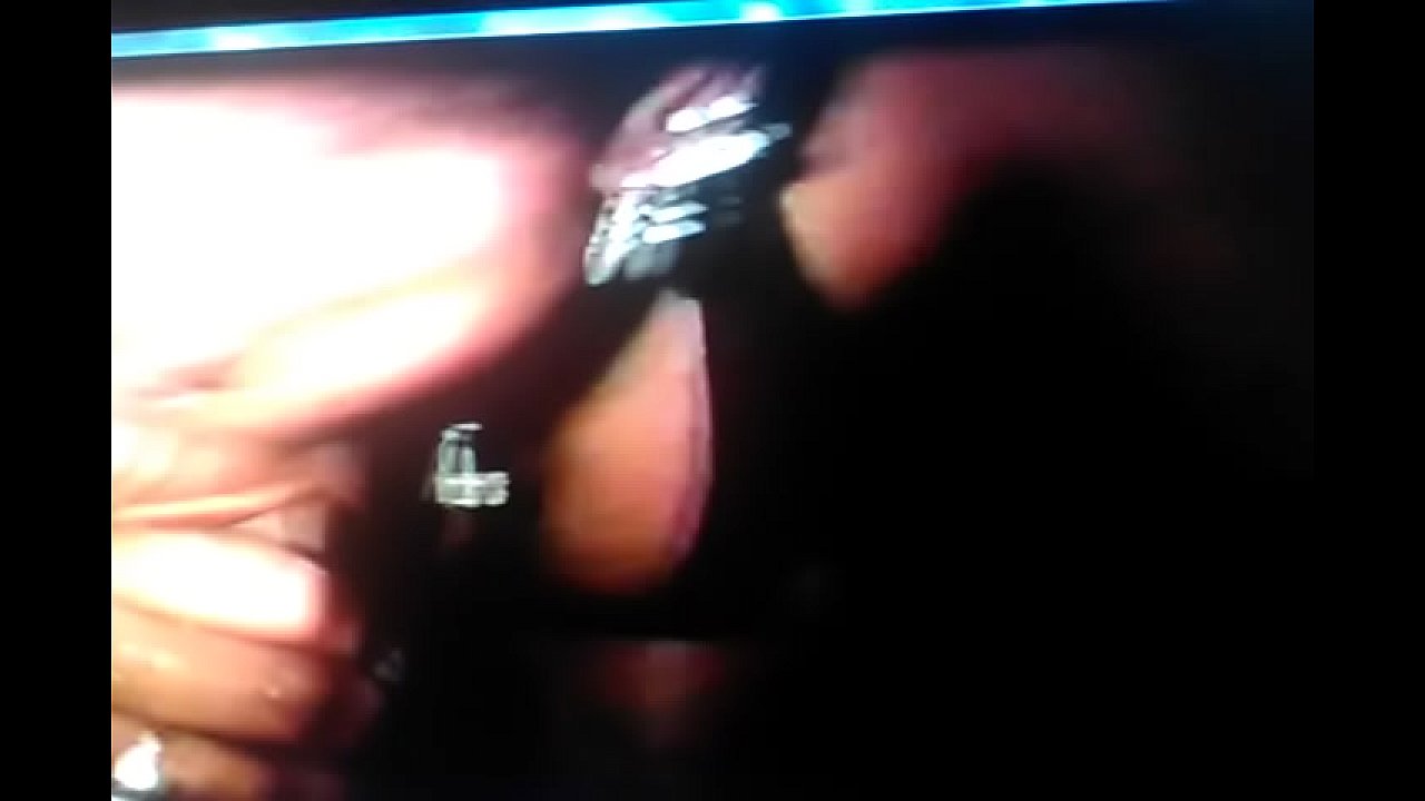 beautiful black hoe loves to sallow