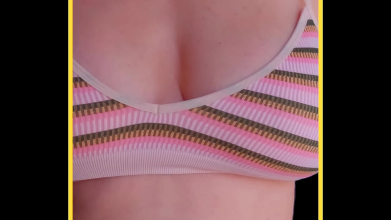 MILF is hot in lingerie