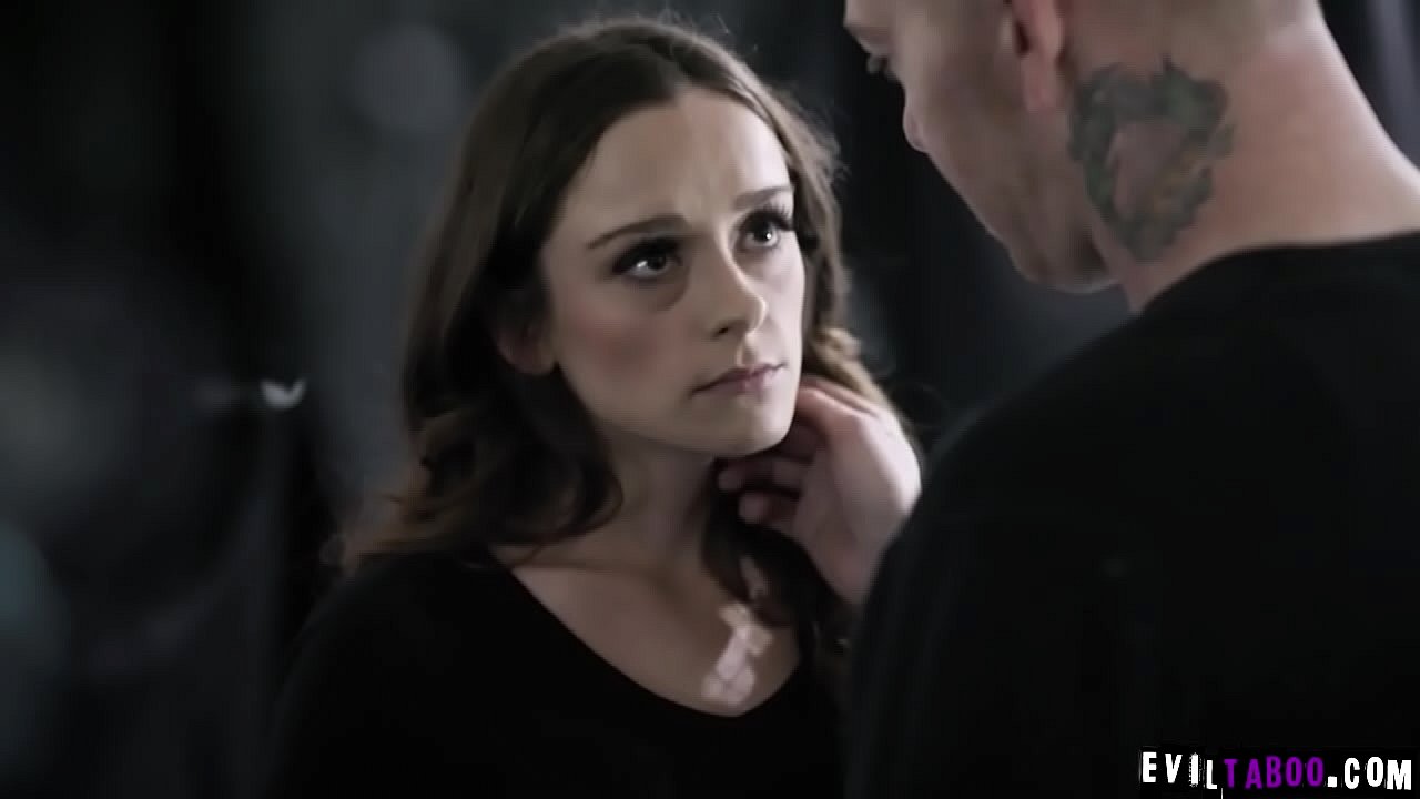 Teen her to a ransom scheme