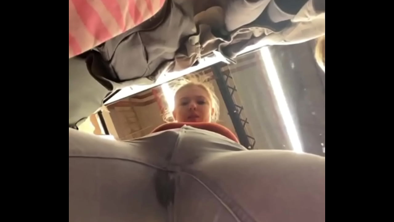 Double penetrating in changing room