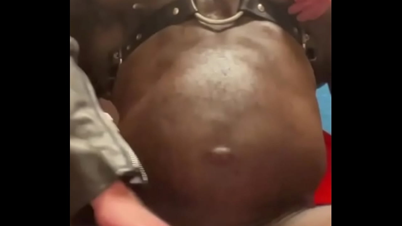 Big Muscle Black Dad Receives BBC and Big Chest Worship