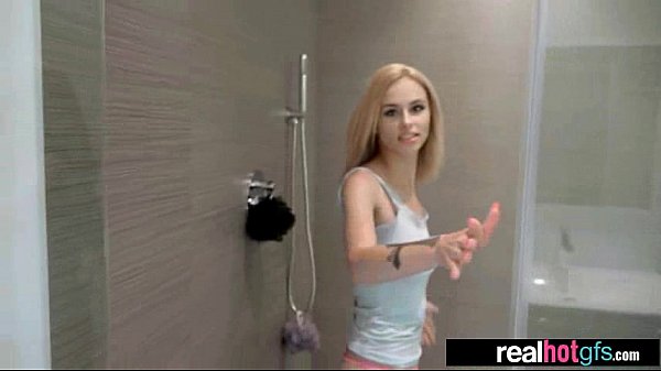 (lilli dixon) Real Girlfriend Like To Play And Bang On Cam  mov-20