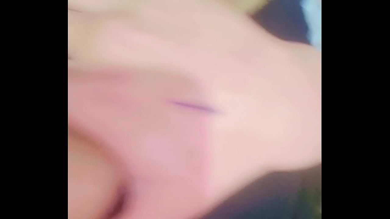 Video de verificaci&oacute;n de joven humeda chilena con poquita ropa