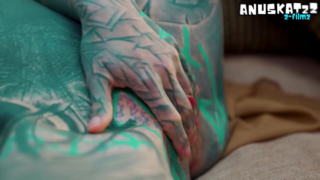 Alternative Dreadhead in high heels fucks BWC, ANAL GAPES, FACIAL