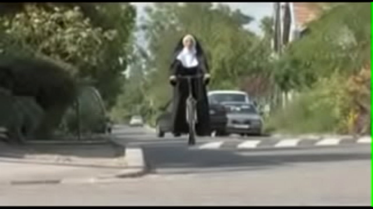 Collection Jennifer toth nun dp xh