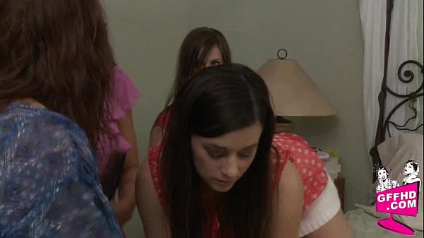 Girls who eat pussy 0543