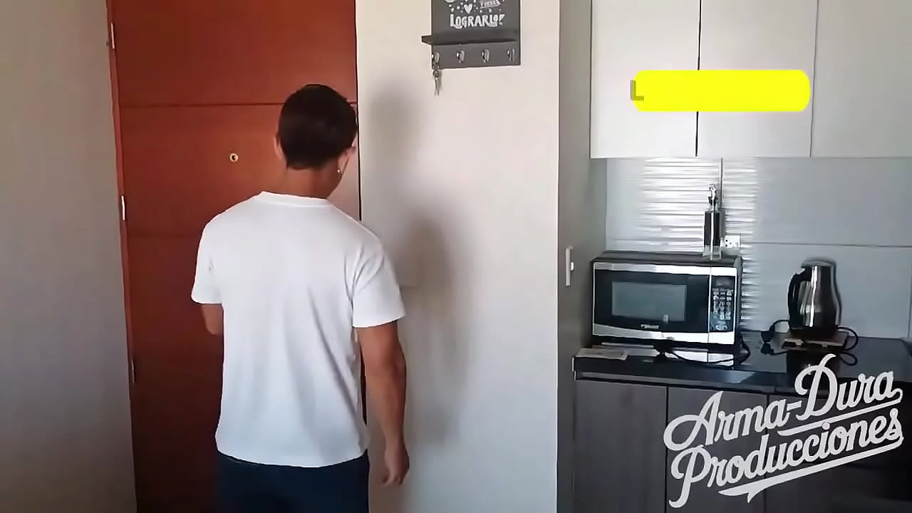 a Domicilio, Leo y Efeich tienen una sesi&oacute;n alucinante