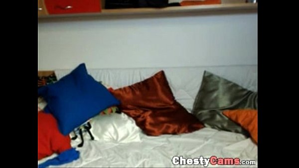 Brunette with perfect tits dances in her camshow (new)