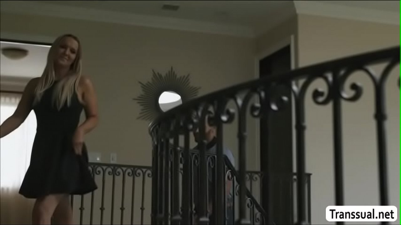 Blonde TGirl Kayleigh Coxx let Black Stud fucks her ass in doggystyle