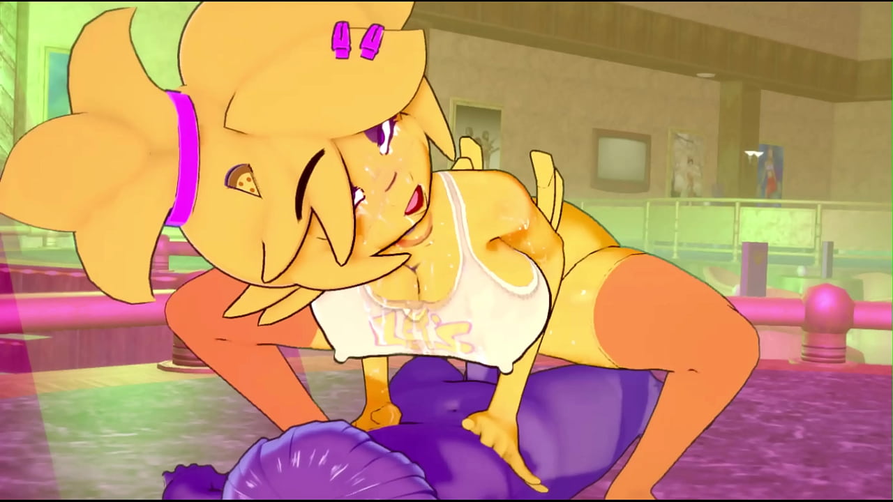 "Toy Chica seduces the night guard in full surveillance"