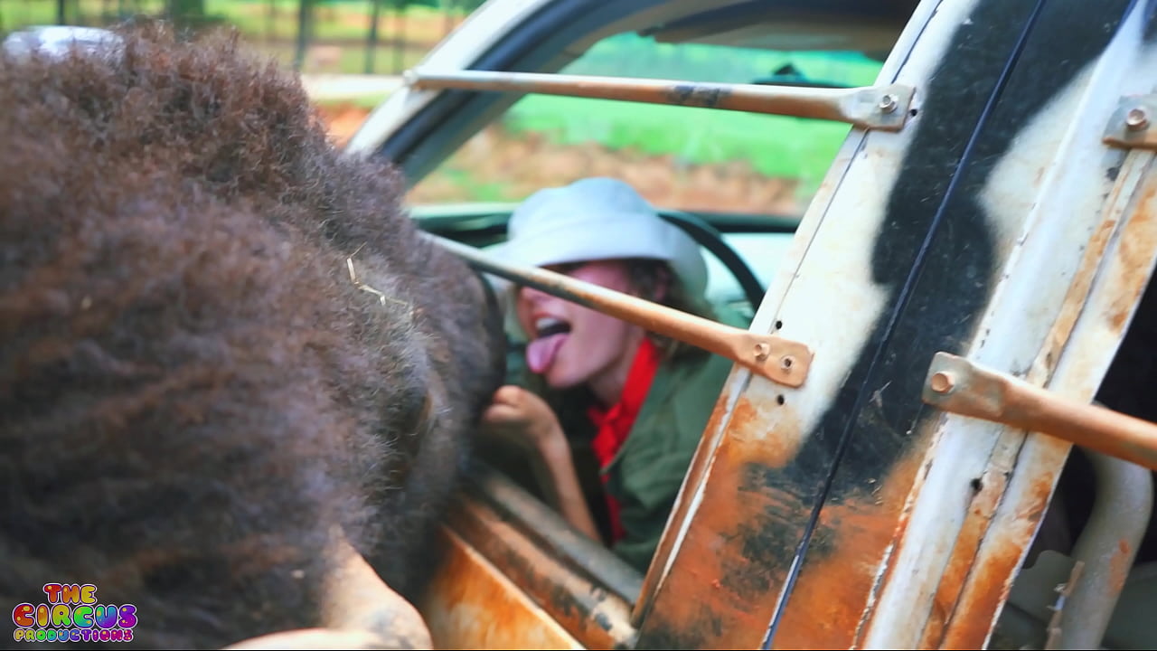 Two Lesbians Hit It Off After Being On A Trip Together In The Safari