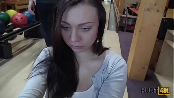 HUNT4K. Lucky fucker organizes wonderful pickup in bowling place