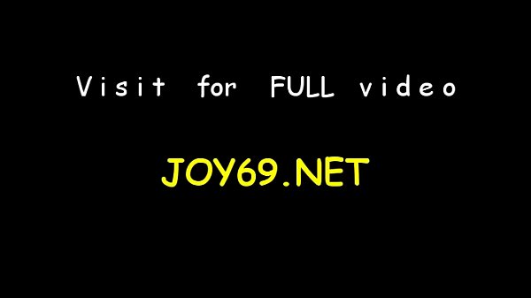 Nasty young Karlie is fingering her wet putz